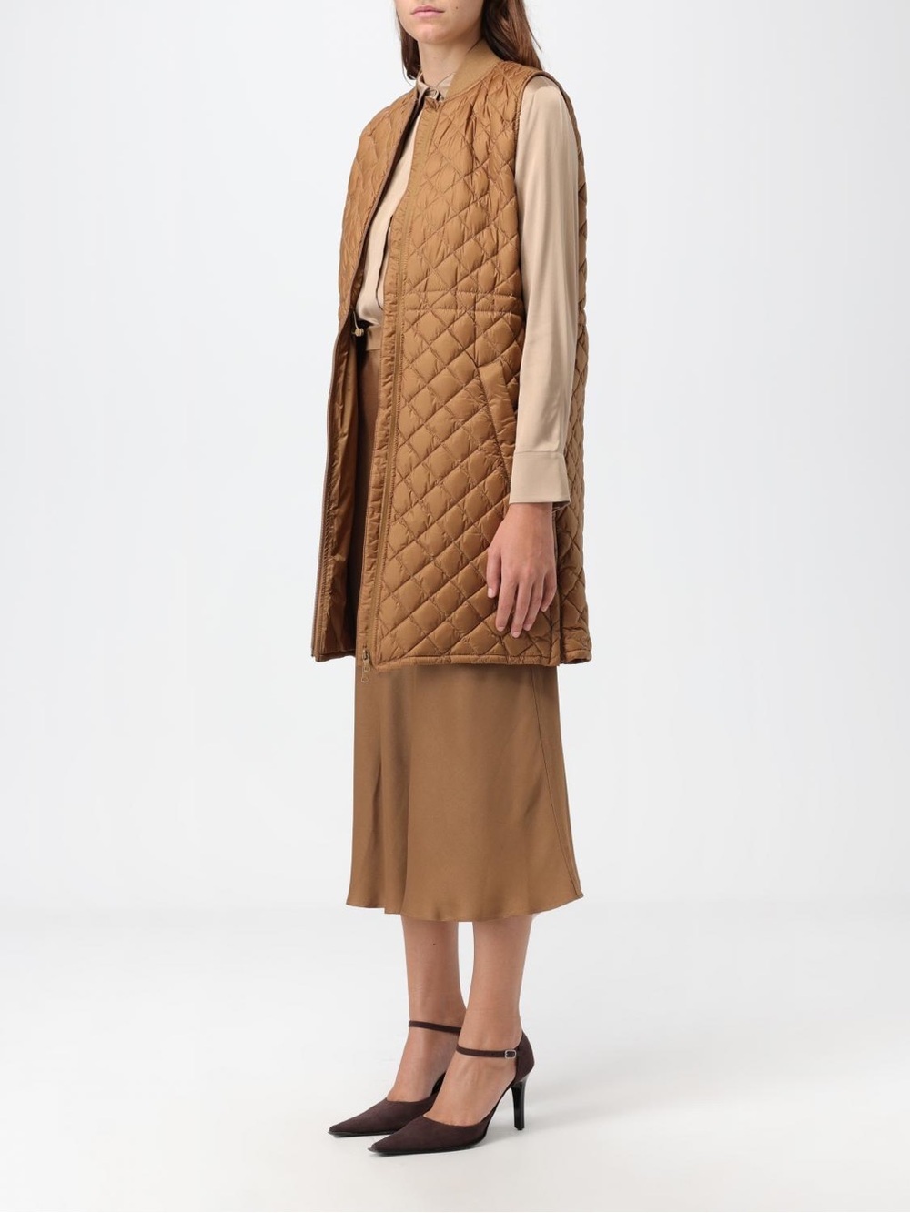 MaxMara Leisure Sleeveless puffer jacket, BNWT, size 12 (fits small) - Picture 3 of 16